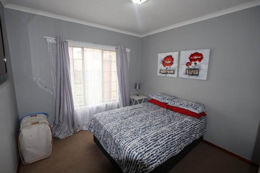 2 Bedroom Property for Sale in Hillside Free State